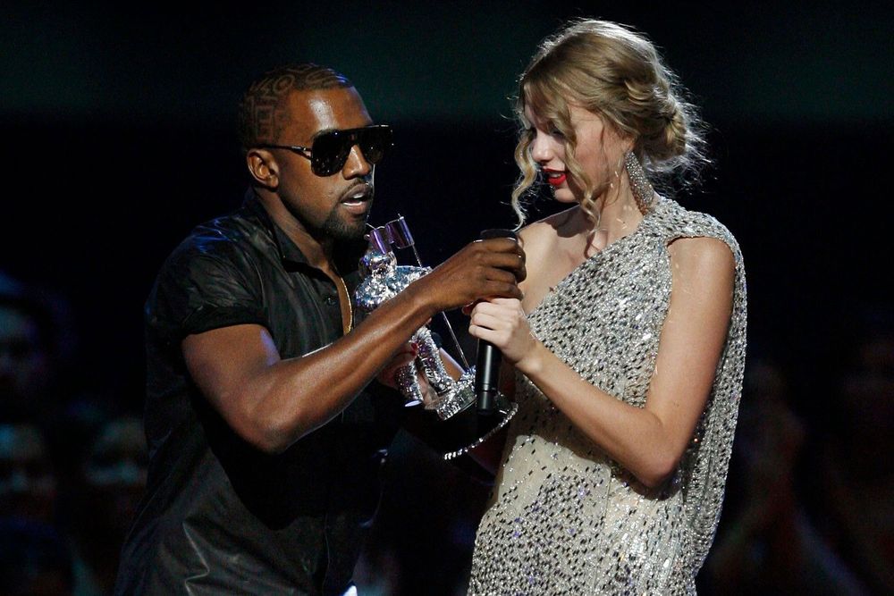 Kanye West Ruined Taylor Swift’s Speech at the VMAs